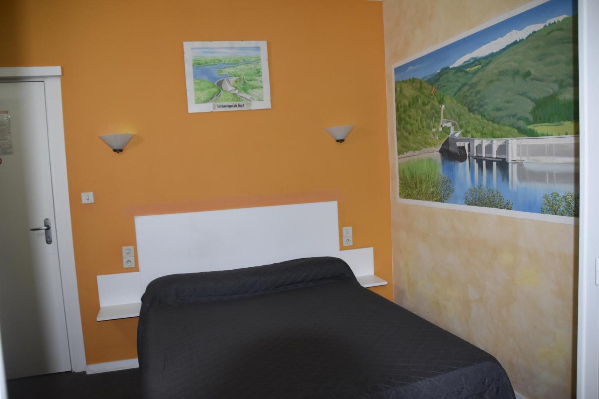 Hotel Le Rider Bort-les-Orgues Esterno foto