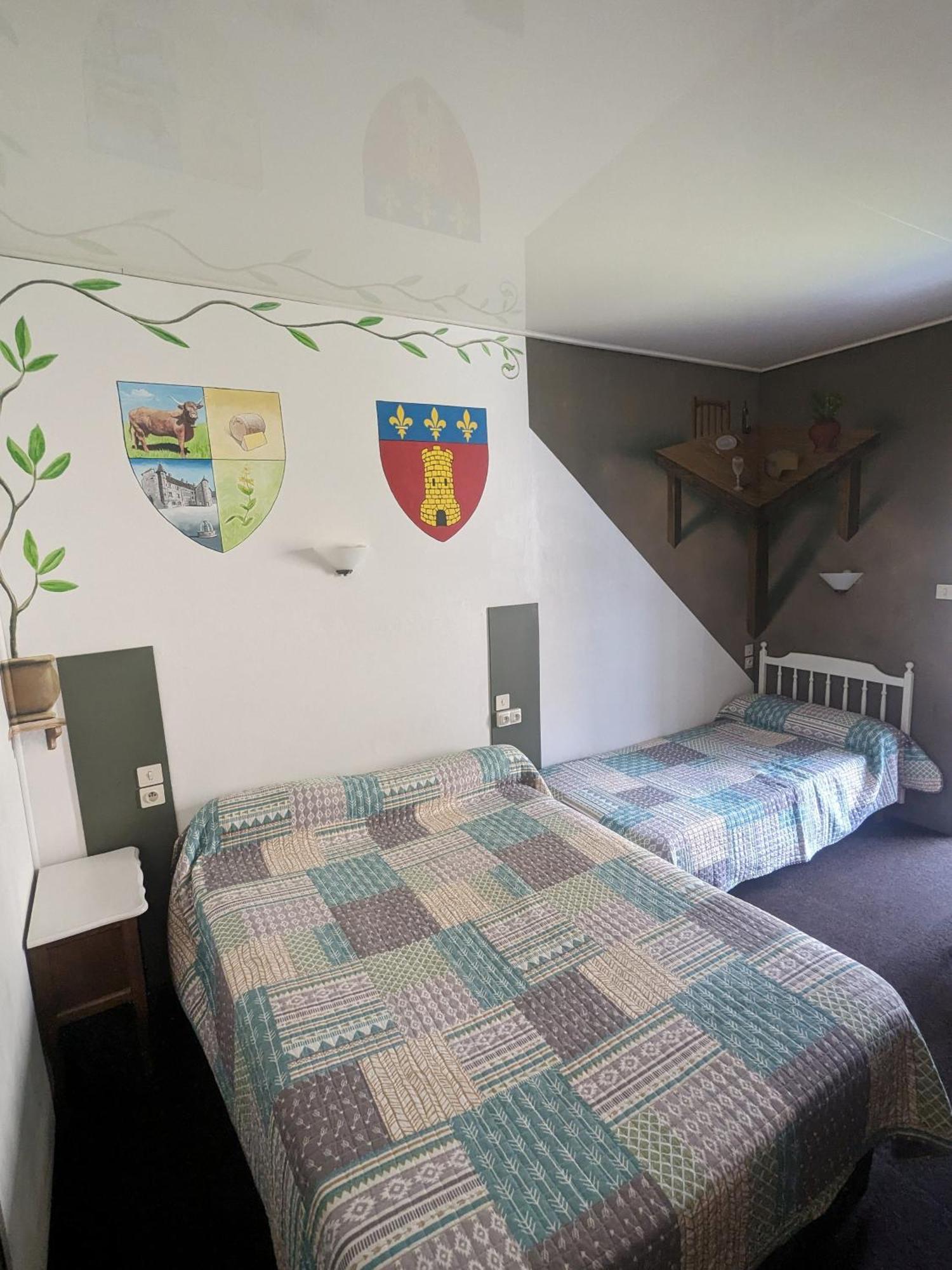 Hotel Le Rider Bort-les-Orgues Esterno foto
