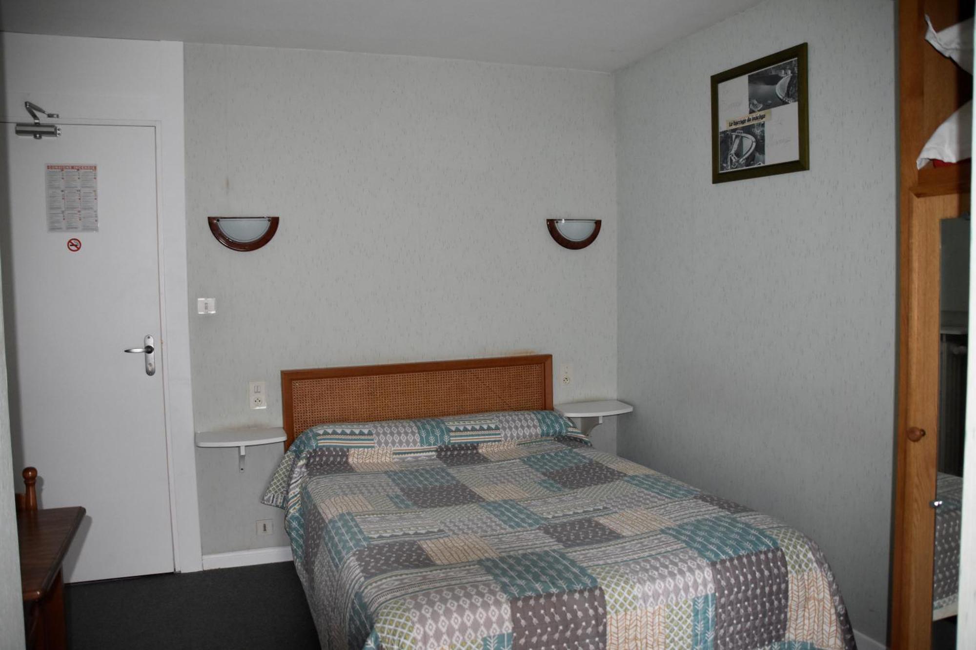 Hotel Le Rider Bort-les-Orgues Esterno foto