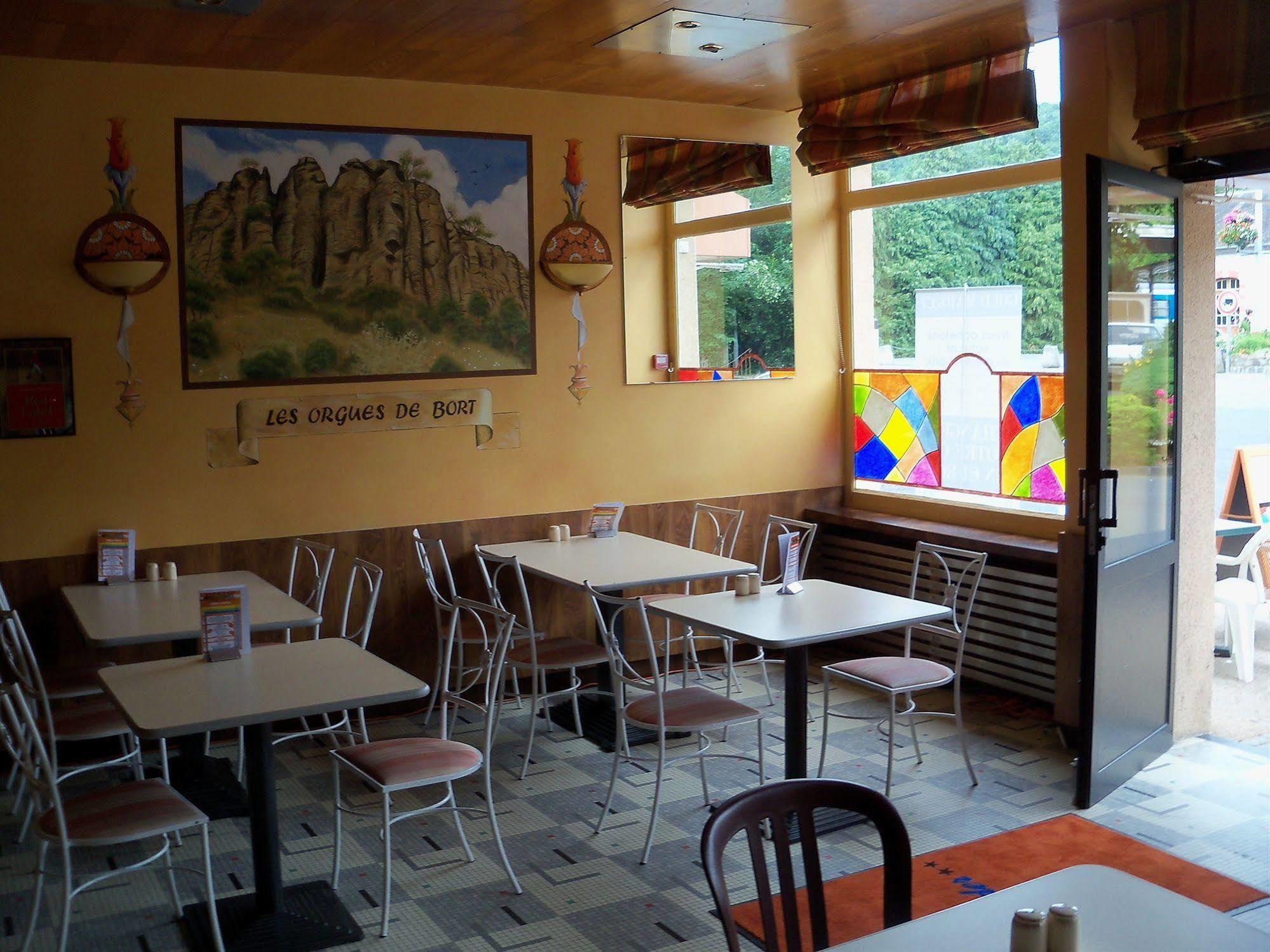 Hotel Le Rider Bort-les-Orgues Esterno foto